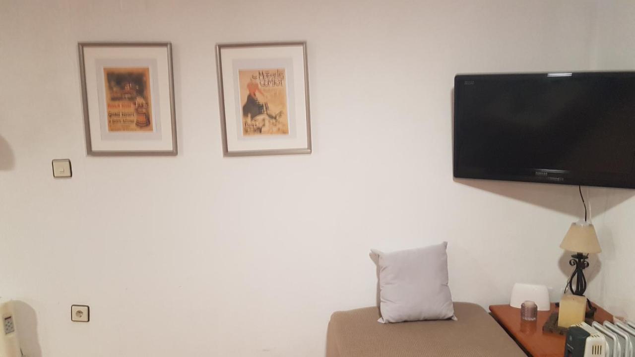 Valles Junto Al Telesilla Reformado 2022 Mobiliario Actualizado
