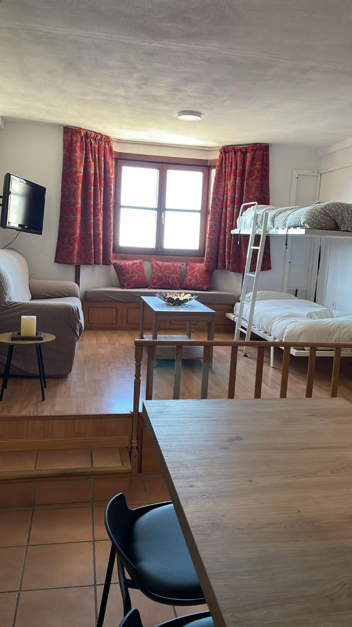 Apartament Valles Junto Al Telesilla Reformado 2022 Mobiliario Actualizado